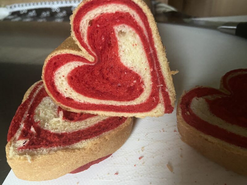 pane cuore gattino