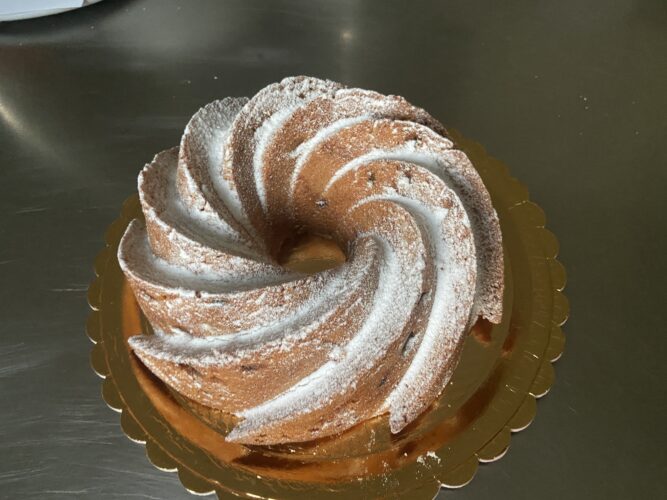 BUNDT BIGNE CAKE MELE AMARETTI