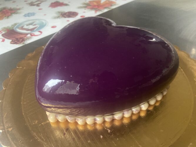 cuore di San Valentino viola