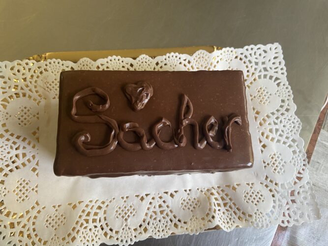 mini sacher cake