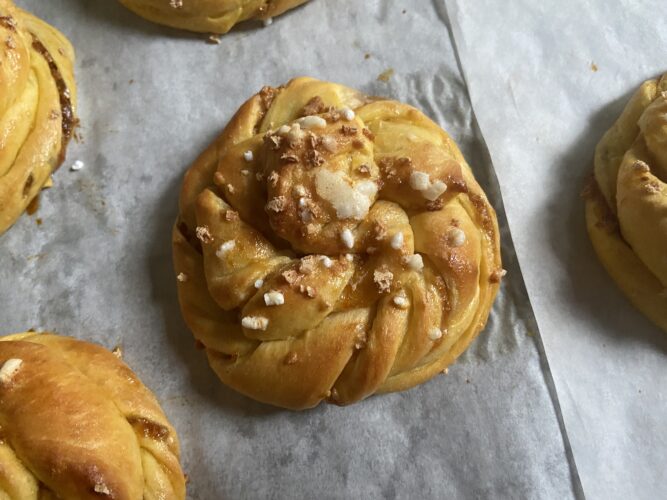 tourboillon amaretto brioche