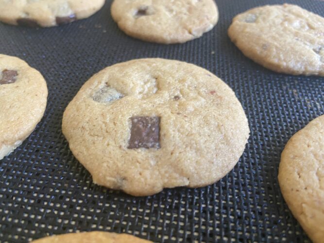 biscotti arachidi cioccolato