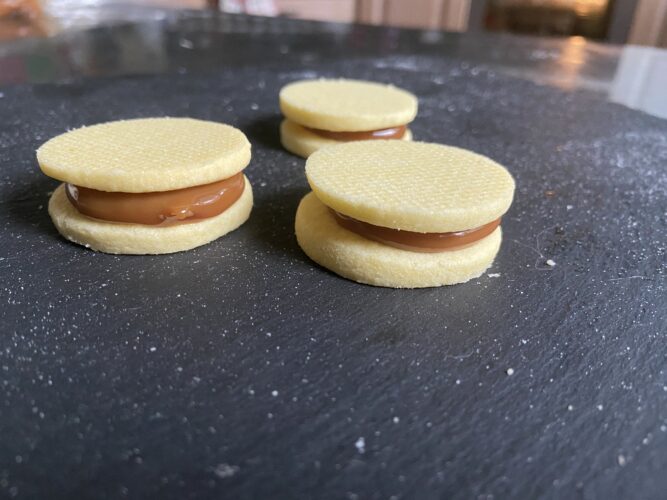 ALFAJORES