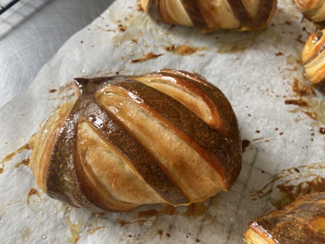 pain au chocolate bicolor