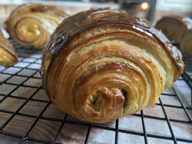 pain au chocolate bicolor