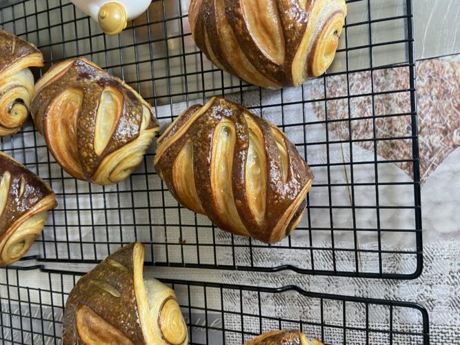 pain au chocolate bicolor