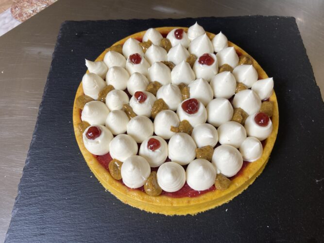 tart pistacchio fragola sopra