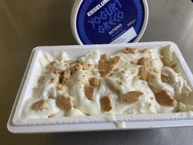 gelato yogurt greco lato