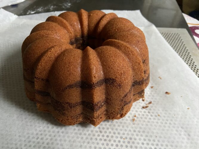 bundt variegato nocciola cannella