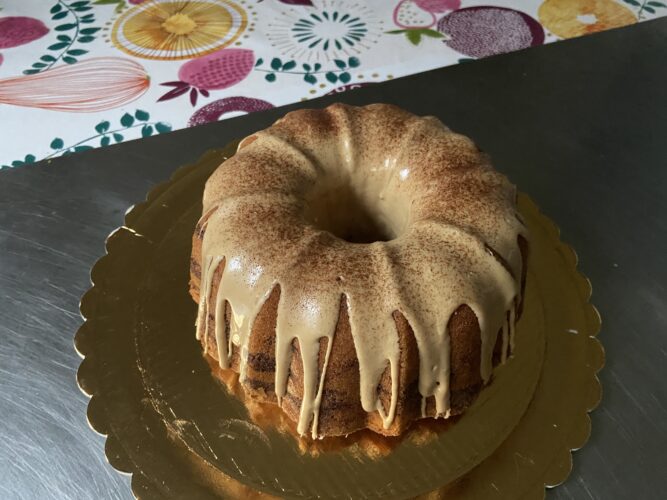 bundt variegato nocciola cannella