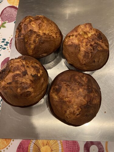 panettone pere e cioccolato bianco