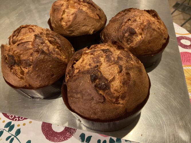 panettone pere e cioccolato bianco