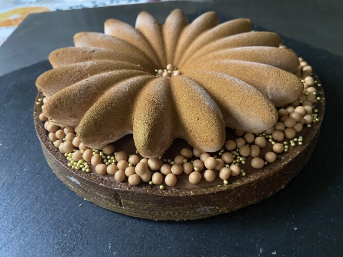 blossom tart nocciola caramello