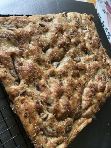 focaccia funghi speck noci