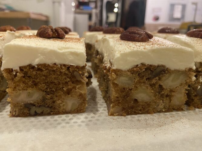 pecan mini cake