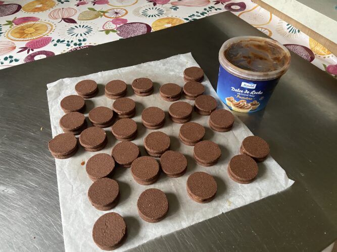 alfajores cacao dulce leche