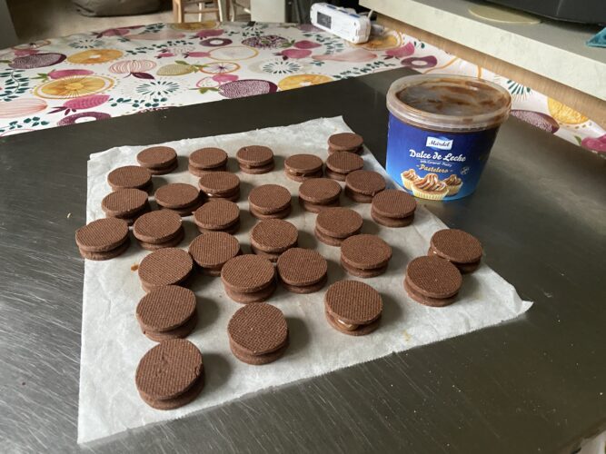 alfajores cacao dulce leche