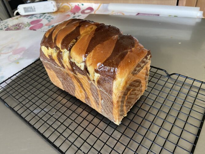 pan brioche intrecciato bicolor