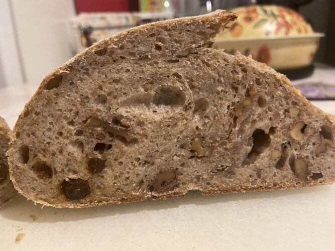 pane 5 cereali uvetta noci