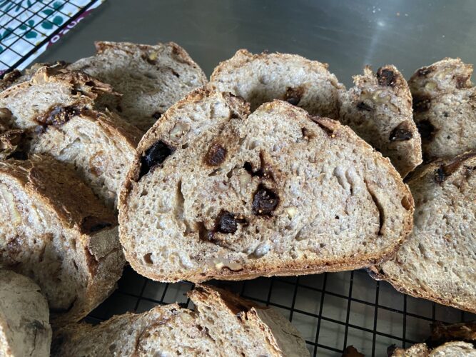 pane madre segale fichi noci