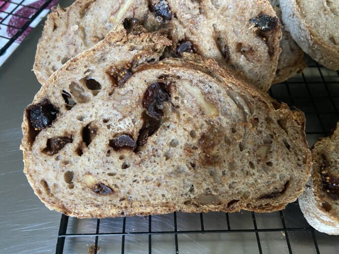 pane madre segale fichi noci