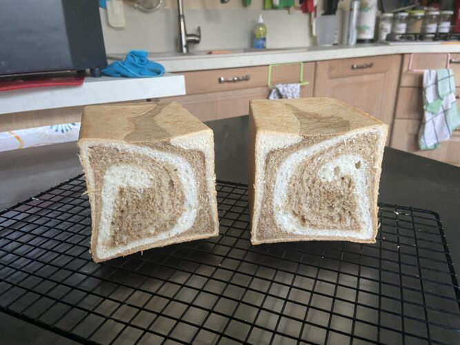 pane cassetta bicolore malto