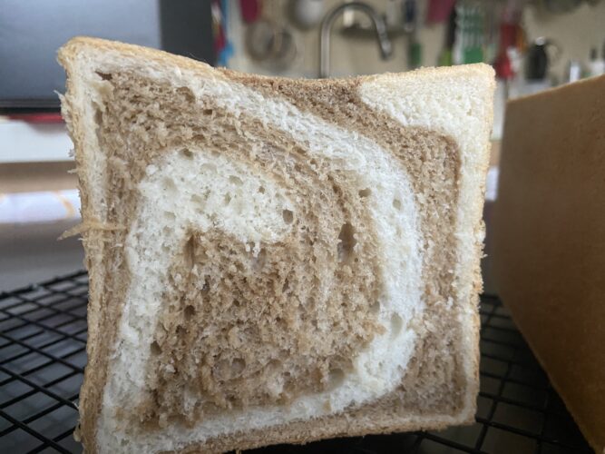 pane cassetta bicolore malto