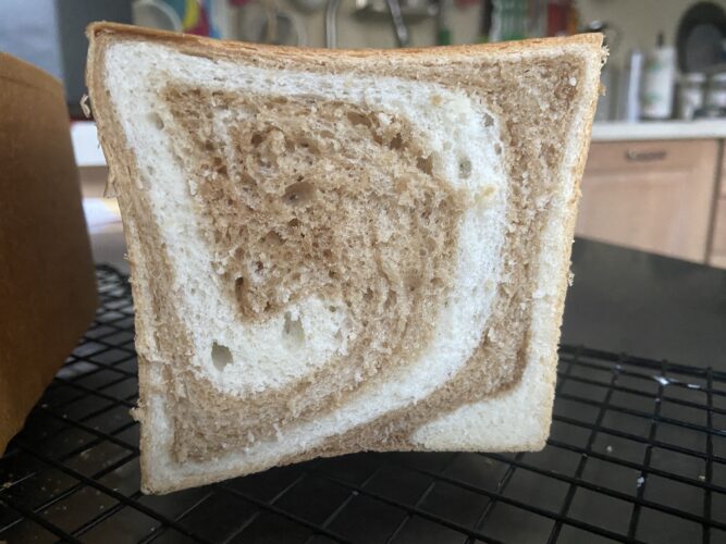 pane cassetta bicolore malto