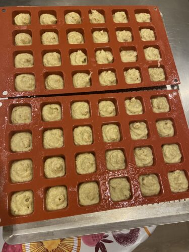 mini cake pesto