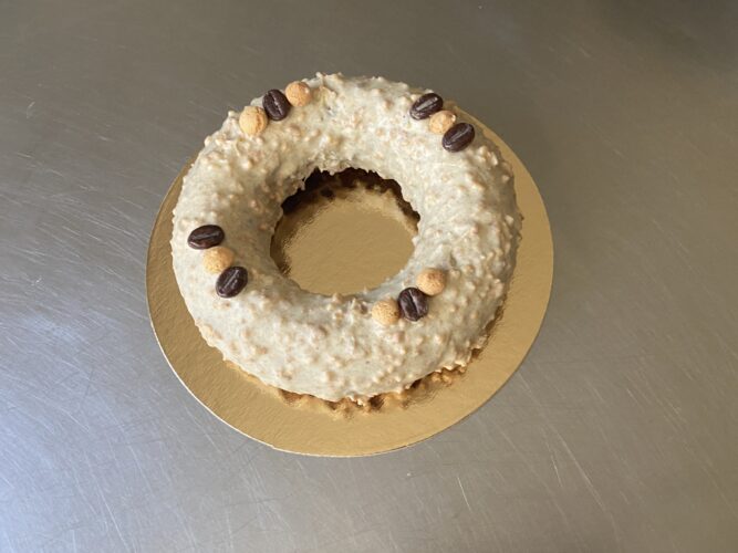 cake cappuccino glassa amaretti