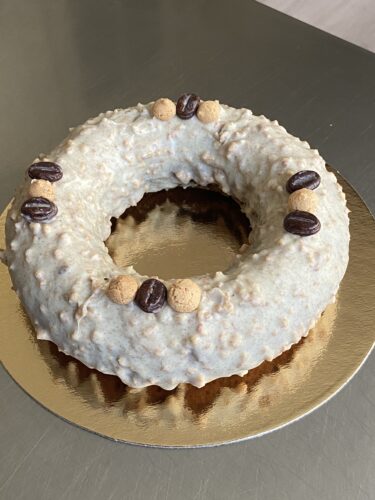 cake cappuccino glassa amaretti