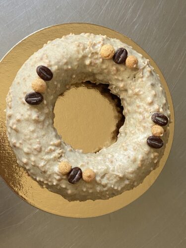 cake cappuccino glassa amaretti