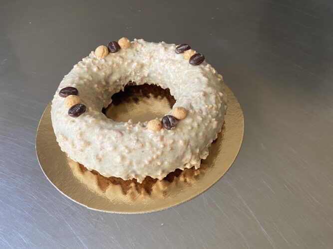 cake cappuccino glassa amaretti