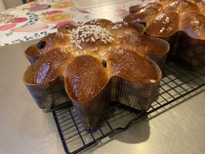 fiore brioche uvetta