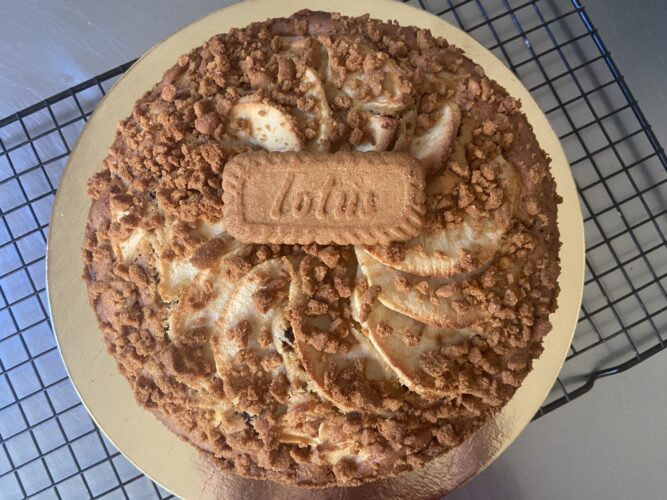 torta mele lotus biscoff