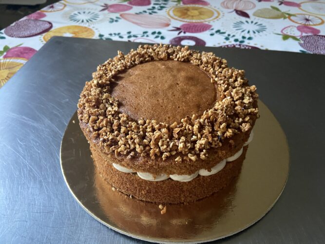 torta nocciole cannella pralinato
