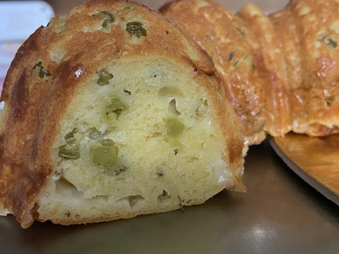 bundt pisellini timo yogurt