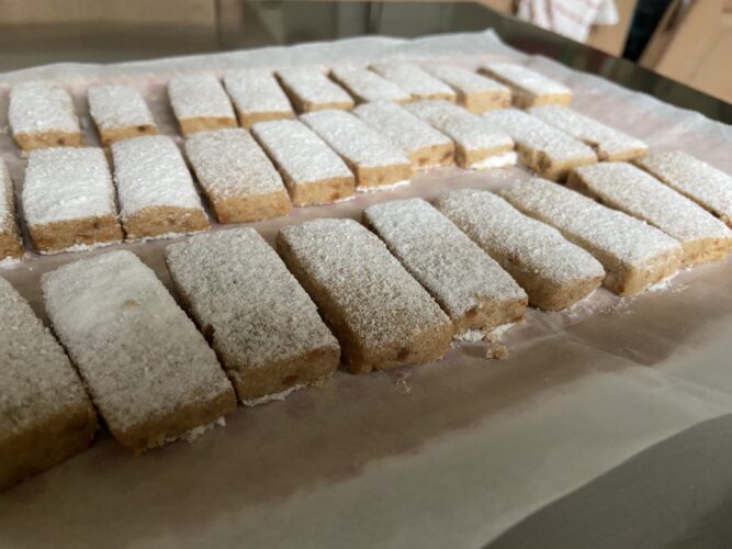 biscotti polvoron