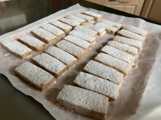 biscotti polvoron