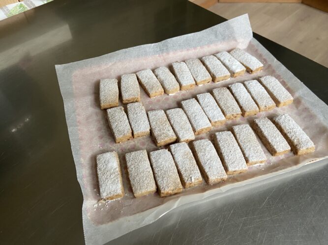 biscotti polvoron