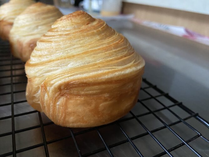 roll croissant