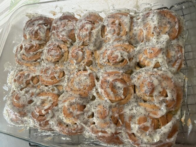 lemon poppy seed buns