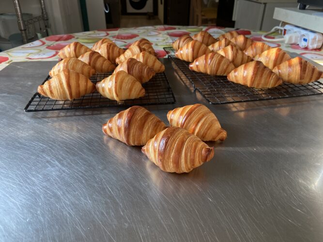 croissant topping