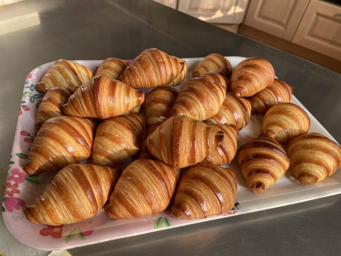 croissant topping