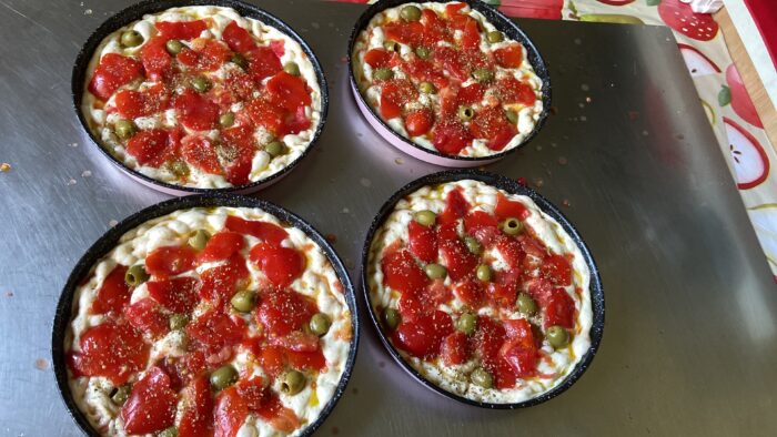 focaccia barese patata semola pomodori