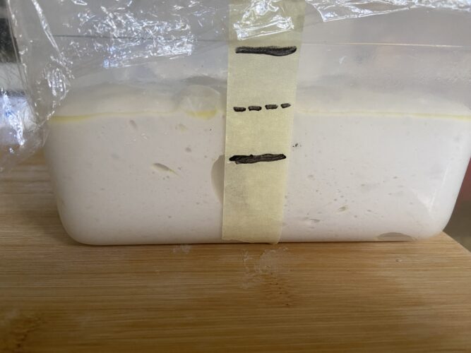 pane bianco lievito madre cotto pentola