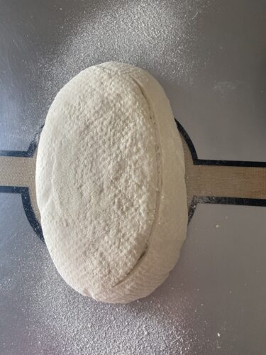 pane bianco lievito madre cotto pentola
