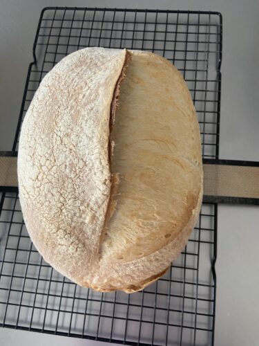 pane bianco lievito madre cotto pentola