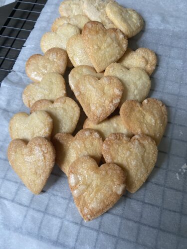 biscotti cuoricini latte condensato vaniglia senza uova