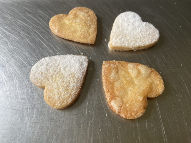 biscotti cuoricini latte condensato vaniglia senza uova